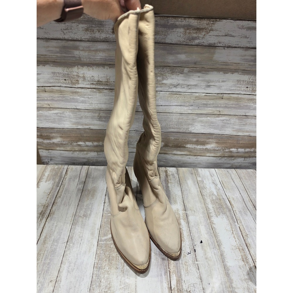 Zodiac USA Vintage Cream Leather Slouchy Western Boots Metal Toe Size 7.5M READ
